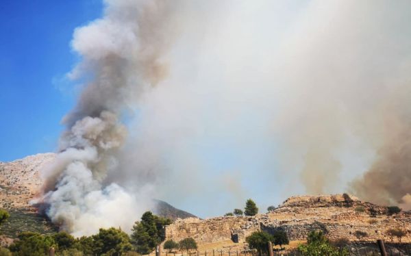Πρώτη εκτίμηση του υπουργείο Πολιτισμού για τις Μυκήνες: «Η πυρκαγιά δεν προξένησε ζημιές στις αρχαιότητες»