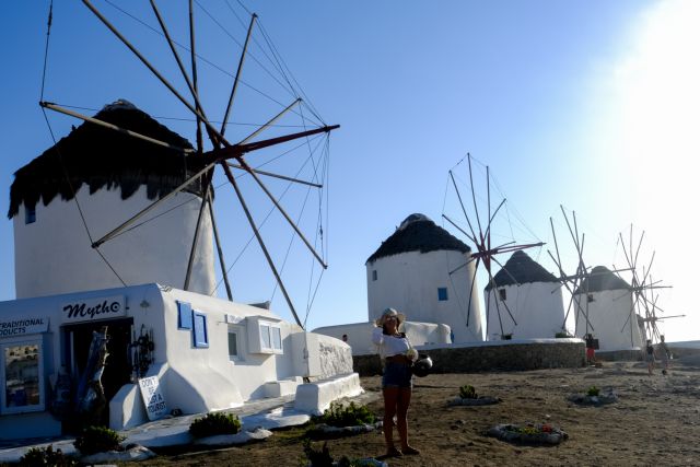 Πολλαπλασιάζονται τα κρούσματα ανευθυνότητας: Ξενοδοχείο «υγειονομική βόμβα» στη Μύκονο