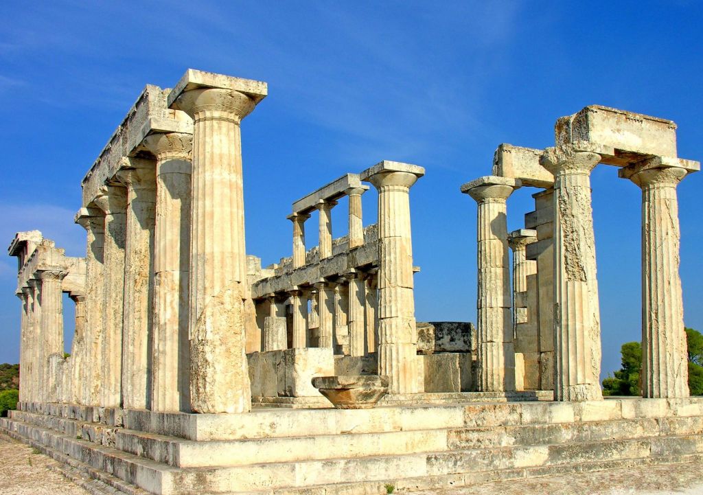 Διευκρινίσεις Μενδώνη για τον ναό της Αφαίας: «Δεν υπάρχει διαμάχη με την Περιφέρεια Αττικής»