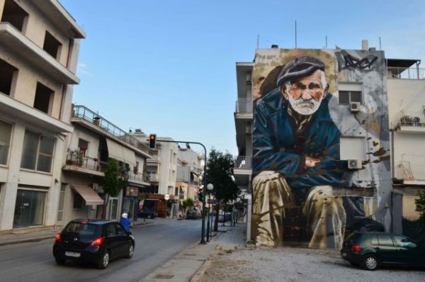 Απίστευτο σκηνικό στον Βόλο: 23χρονος ζήτησε «το χέρι» παντρεμένης από τον… σύζυγό της