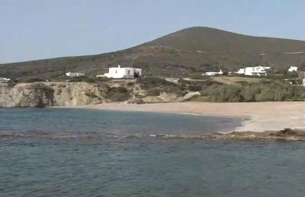 Σφοδρές αντιδράσεις στην Αντίπαρο για τα αυστηρά μέτρα στο νησί