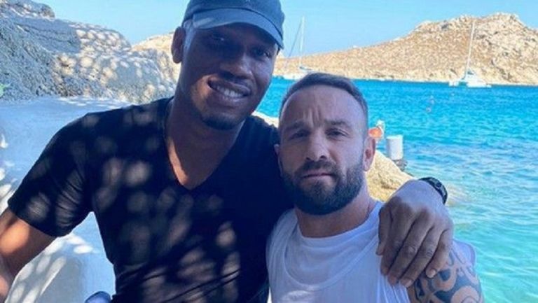 Στη Μύκονο με τον Ντρογκμπά ο Βαλμπουενά [Εικόνα]