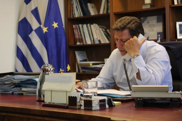 Βαρβιτσιώτης : Η Τουρκία θέτει σε κίνδυνο τη σταθερότητα της Αν. Μεσογείου