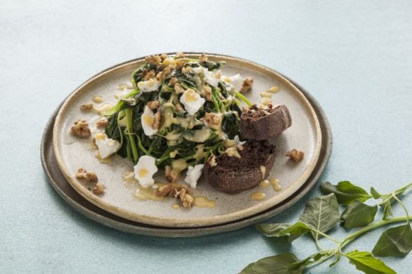 Βλίτα με vinaigrette ροδάκινου