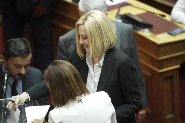 Γεννηματά: Το ΚΙΝΑΛ ψήφισε τις συμφωνίες για τις ΑΟΖ για να μην σπάσει το εσωτερικό μέτωπο