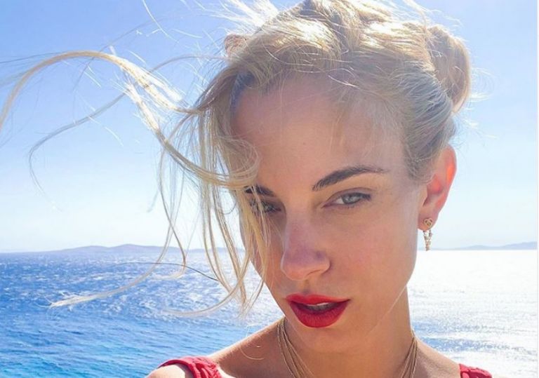 Δούκισσα Νομικού: Η ρετρό φωτό για τα «χρόνια πολλά» στον πατέρα της