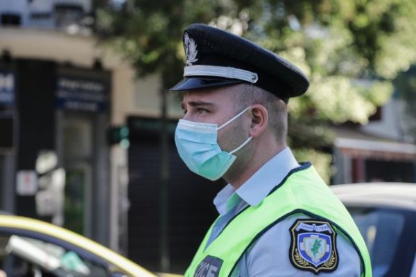 Κοροναϊός: Εντατικοί έλεγχοι και την Πέμπτη – Λουκέτα σε καταστήματα και πρόστιμα για μάσκες