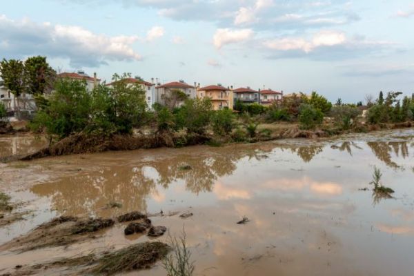 Συγκλονιστική ιστορία: Το νιόπαντρο ζευγάρι που βρήκε τραγικό θάνατο στα λασπόνερα της Εύβοιας