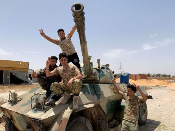 Λιβύη: Αεροπορική επιδρομή του Χάφταρ εναντίον τουρκικών συστημάτων αεράμυνας