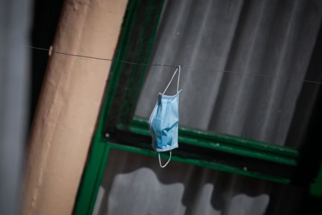 Μπερδεμένοι οι πολίτες αναφορικά με τη χρήση μάσκας – Που είναι υποχρεωτική