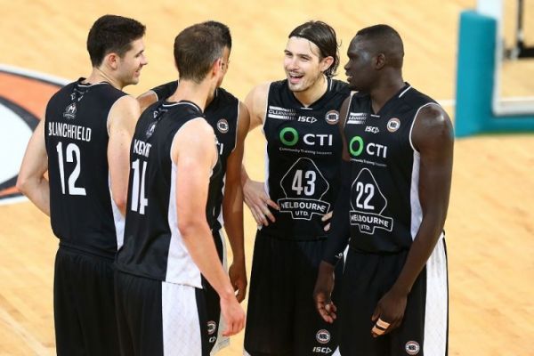 Μέλμπουρν Γιουνάιτεντ: Δώδεκα παίκτες θετικοί στον κοροναϊό