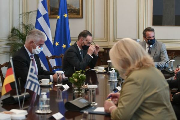 Μητσοτάκης – Μάας: Απαιτείται αποκλιμάκωση της τουρκικής προκλητικότητας