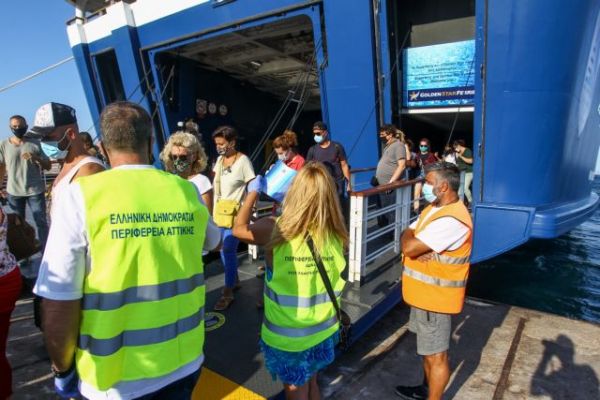 Κοροναϊός : Καμπανάκι για την επιστροφή των νέων από τα νησιά – Ενεργοποιήθηκε το 112