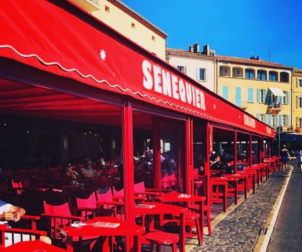 Κοροναϊός: «Λουκέτο» σε θρυλικό καφέ στο Σαν Τροπέ