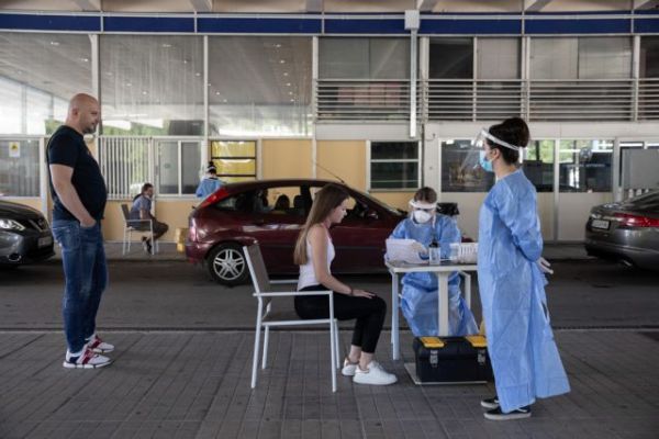 Κοροναϊός : Η «ακτινογραφία» των κρουσμάτων στην Ελλάδα – Από ποιες χώρες έρχονται τα εισαγόμενα