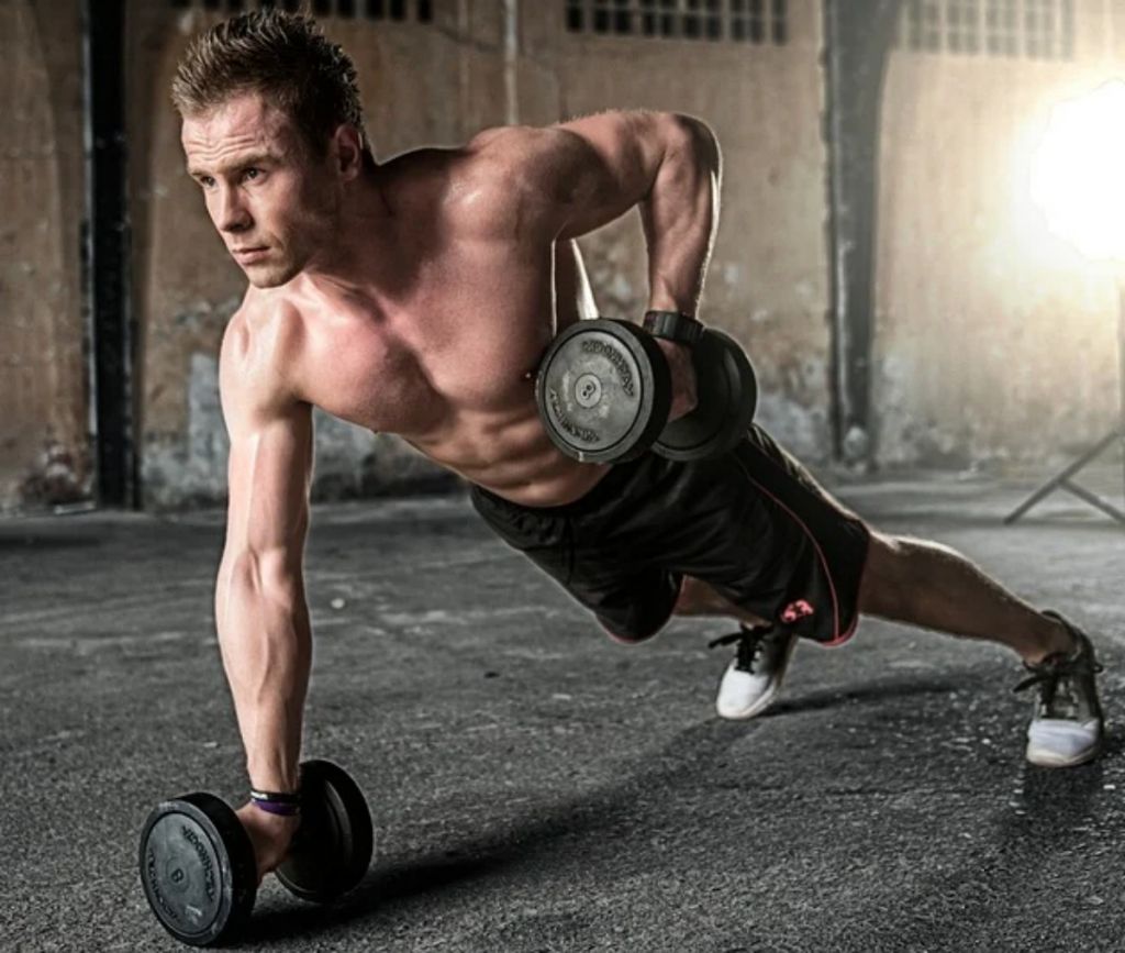 Πώς συνδέεται η γυμναστική με την ερωτική σου ζωή;