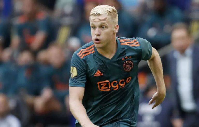 Μάντσεστερ Γιουνάιτεντ: Ανακοίνωσε την απόκτηση του Φαν Ντε Μπεκ