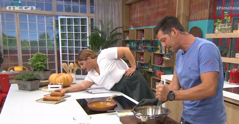 «Πάμε Δανάη!»: Kέικ μπανάνας με καραμέλα από τον Απόστολο Ρουβά