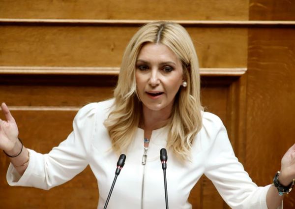 «Ανακαινίσεις» στο υπουργείο Αγροτικής Ανάπτυξης