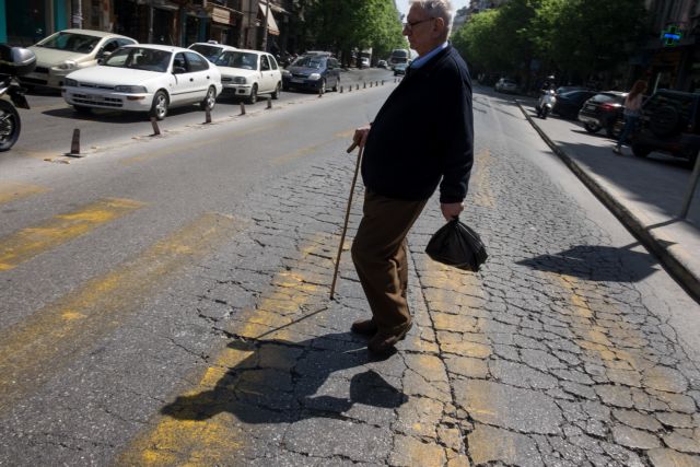 Μεγαλόψυχος παππούς έβγαλε από τη φυλακή τους ληστές του – Τι συνέβη