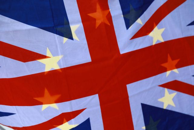 Βρετανία: Στη δημοσιότητα το επίμαχο ν/σ που αναθεωρεί τη συμφωνία του Brexit