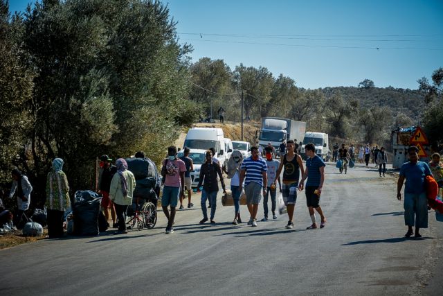 Μόρια: Βρέθηκαν οι 8 από τους 35 πρόσφυγες που ήταν θετικοί στον κοροναϊό