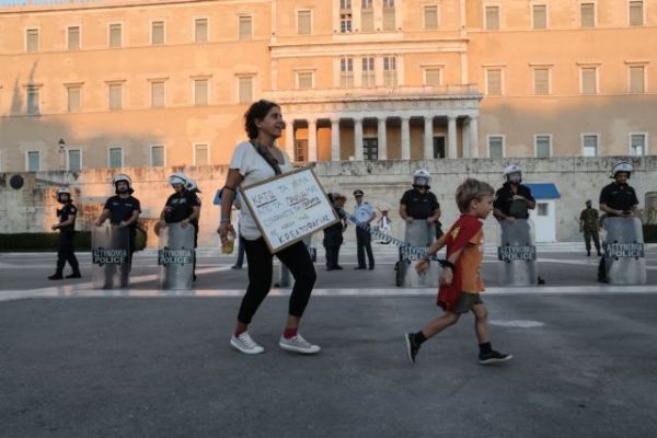 Νουλέζας στο MEGA: Να μην στοχοποιούνται οι αρνητές της μάσκας