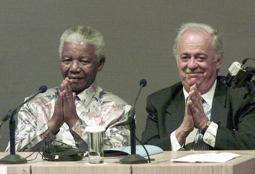 Τζορτζ Μπίζος: Πέθανε ο έλληνας δικηγόρος του Νέλσον Μαντέλα