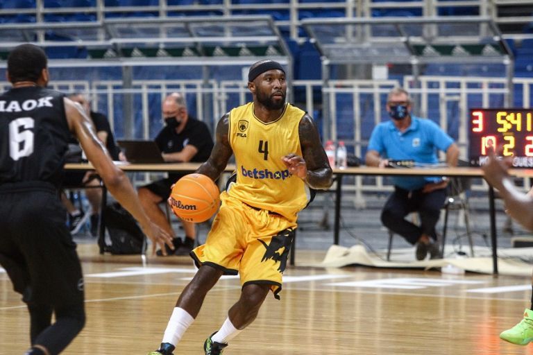 Με σούπερ Μορέιρα η ΑΕΚ νίκησε τον ΠΑΟΚ (80-69)