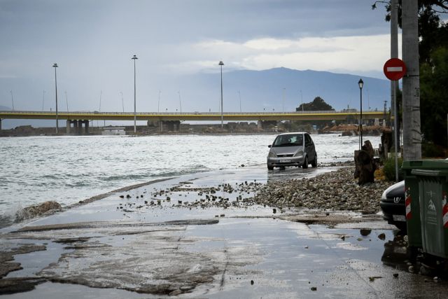 Ιανός: Εικόνες καταστροφής στον Αλμυρό – Το «χτύπημα» του κυκλώνα από ψηλά