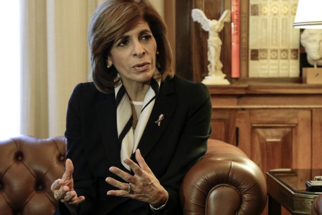 Κοροναϊός: Σε κατ’ οίκον απομόνωση η Επίτροπος Υγείας της ΕΕ – Είχε επαφή με κρούσμα