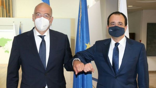 Δένδιας σε Χριστοδουλίδη: Διαρκής η συνεργασία μας για την Ανατολική Μεσόγειο