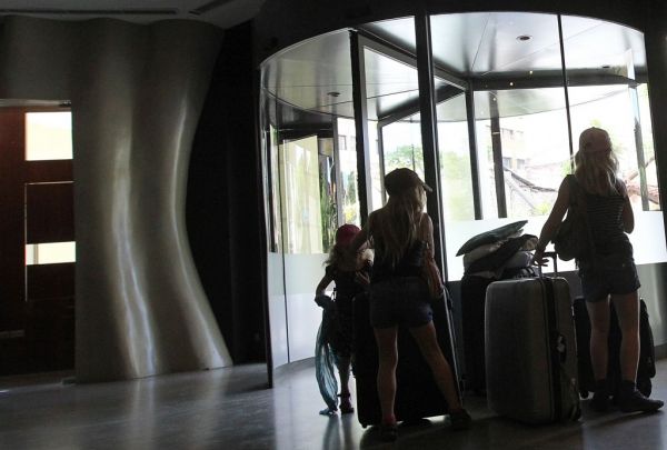 Ολοκληρώνεται πρόωρα η τουριστική περίοδος