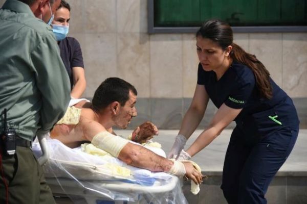 Τύμπανα πολέμου στον Καύκασο: Παγκόσμια ανησυχία για τις πολύνεκρες μάχες Αρμενίας-Αζερμπαϊτζάν