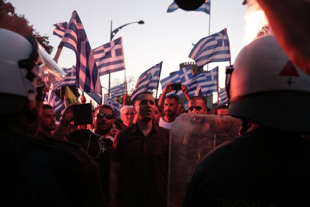 Ο υπόδικος Κασιδιάρης μπροστάρης σε πορεία στη ΔΕΘ με συνθήματα κατά Μητσοτάκη