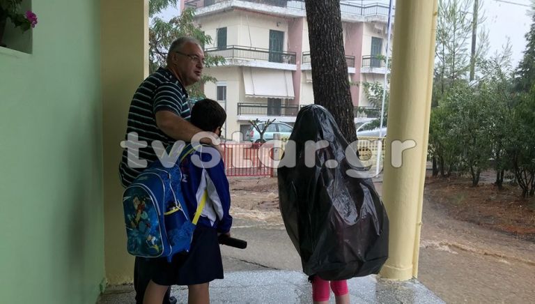 Ιανός : Εκκενώνεται νηπιαγωγείο στα Λουτρά Υπάτης λόγω κακοκαιρίας