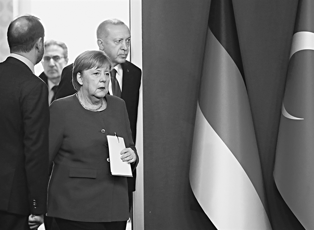 Τουρκική πολιορκία γύρω από το Καστελλόριζο