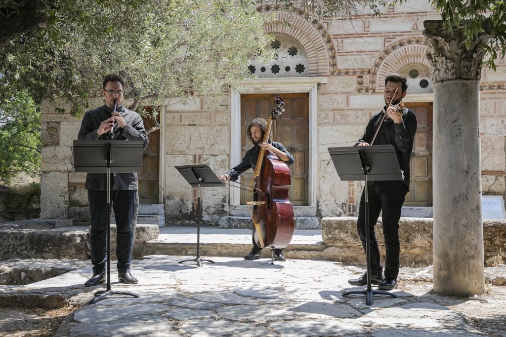 «Αντιστίξεις» από την ΕΛΣ: Όταν η ελληνική μουσική συναντά την δημόσια αρχιτεκτονική