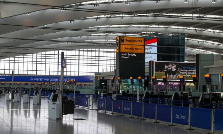 Κοροναϊός : Η Αγγλία διατηρεί στην «πράσινη» λίστα τις αφίξεις από την Ελλάδα