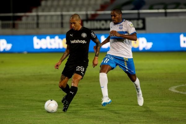 Κυπριακή… μπαλωθιά και εκτός Europa League o ΟΦΗ