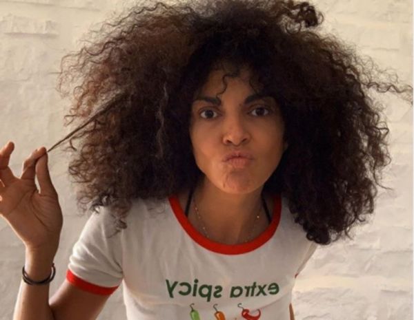 Μαρία Σολωμού: Φωτογραφίζεται με το πιο αισθησιακό μπικίνι