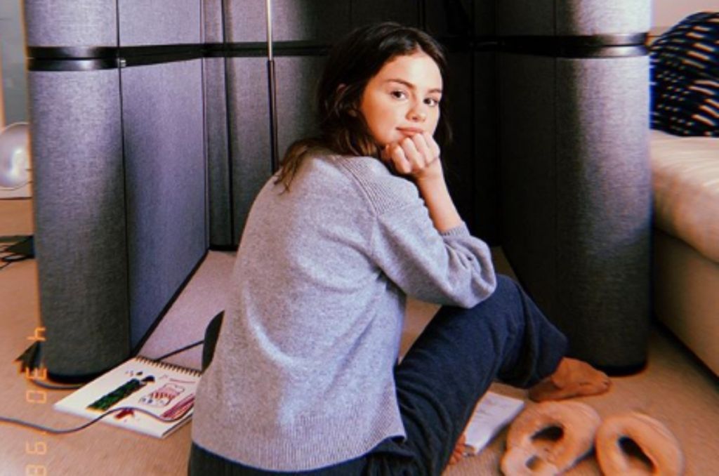 Σελίνα Γκόμεζ: Προειδοποιεί τους θαυμαστές της για τον κοροναϊό