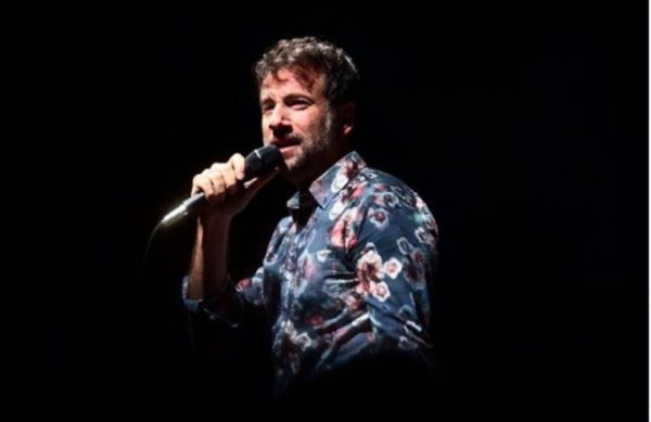 Κωστής Μαραβέγιας: Εισαγγελική παρέμβαση άμεσα ζητά ο τραγουδιστής για το Big Brother