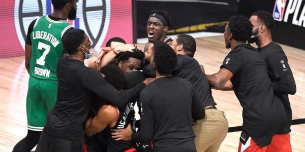 Σέλτικς – Ράπτορς 103-104 : Ο Ανουνόμπι έδωσε έσωσε στο παρά πέντε το Τορόντο