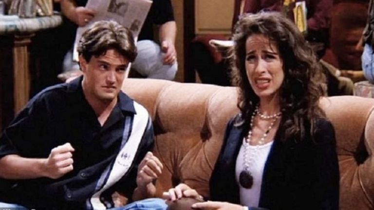 Φιλαράκια: Λύθηκε το μυστήριο για την τσιριχτή φωνή της Τζάνις