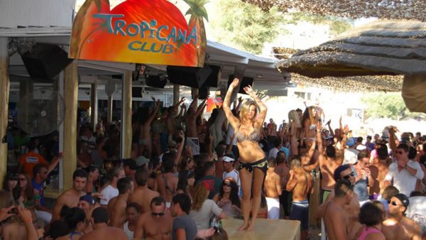 Editorial To Vima: A time of responsibility for everyone