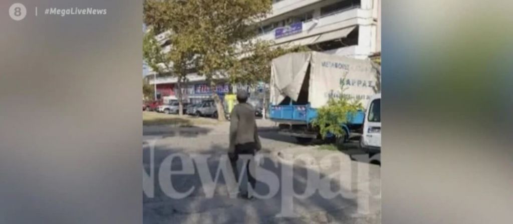 Τρόμος στον Βόλο: Επιτίθεται με εύφλεκτο υγρό σε γυναίκες – Περιγραφές σοκ στο MEGA