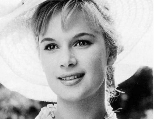 Αλίκη Βουγιουκλάκη: Το εντυπωσιακό εξώφυλλο στον «Ταχυδρόμο» του 1986