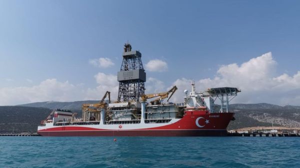 Ντονμέζ για «κοίτασμα – μαμούθ» στη Μαύρη Θάλασσα: Στέλνουμε και δεύτερο γεωτρύπανο