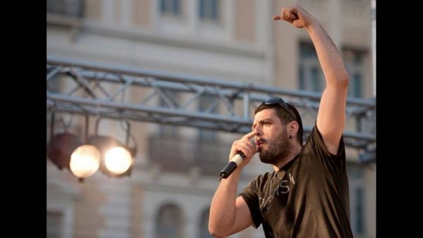 Editorial Ta Nea: A ‘fair trial’